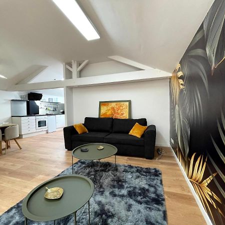 Apartamento Gite De La Fauvette Saintes Exterior foto