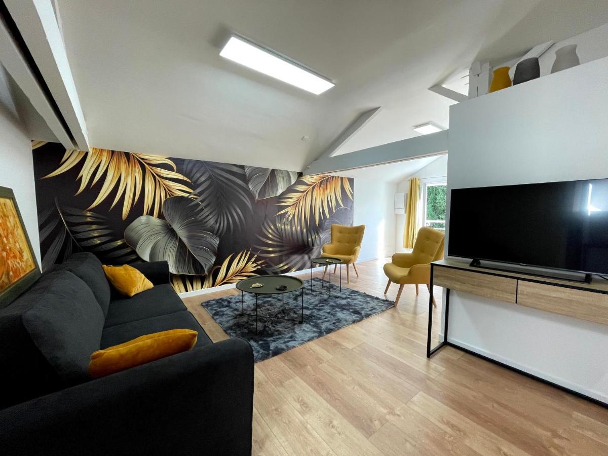 Apartamento Gite De La Fauvette Saintes Exterior foto